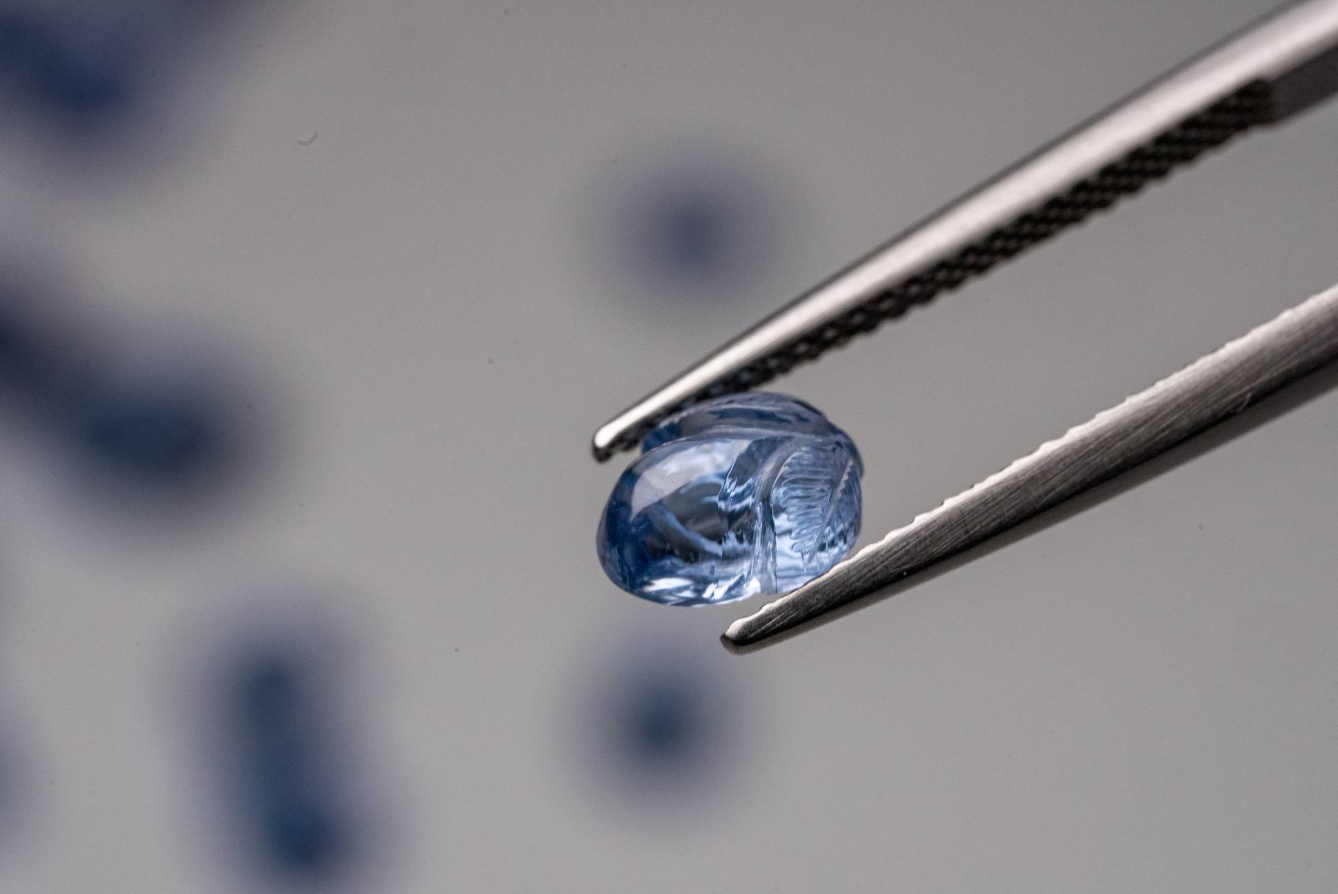  <span class="years" style="font-size:35px; margin:0px; font-family:lbarra Real Nova; ">1000+ Happy Clients Across Generations</span>  <br> <p class="sub-title-Honoring" style="font-size:20px; line-height: 30px; padding-top:10px; margin:0px; font-family:lbarra Real Nova;"> <em class=" title-Honoring" style="font-size:22px; margin:0px; font-family:lbarra Real Nova; line-height: 10px;">Trusted by Customers</em><br>BUILDING TIMELESS BONDS <br>THROUGH JEWELLERY </p>